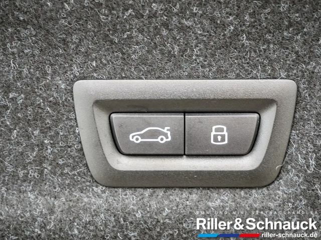 BMW 330 330e M-Sport Sedan