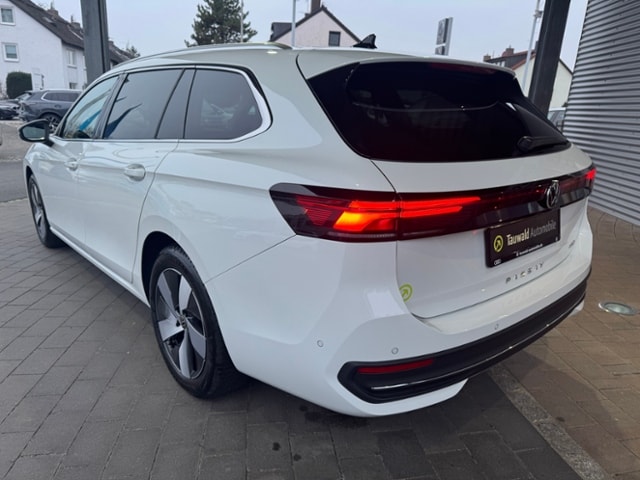 Volkswagen Passat 1.5 eTSI DSG IQ.Drive Variant