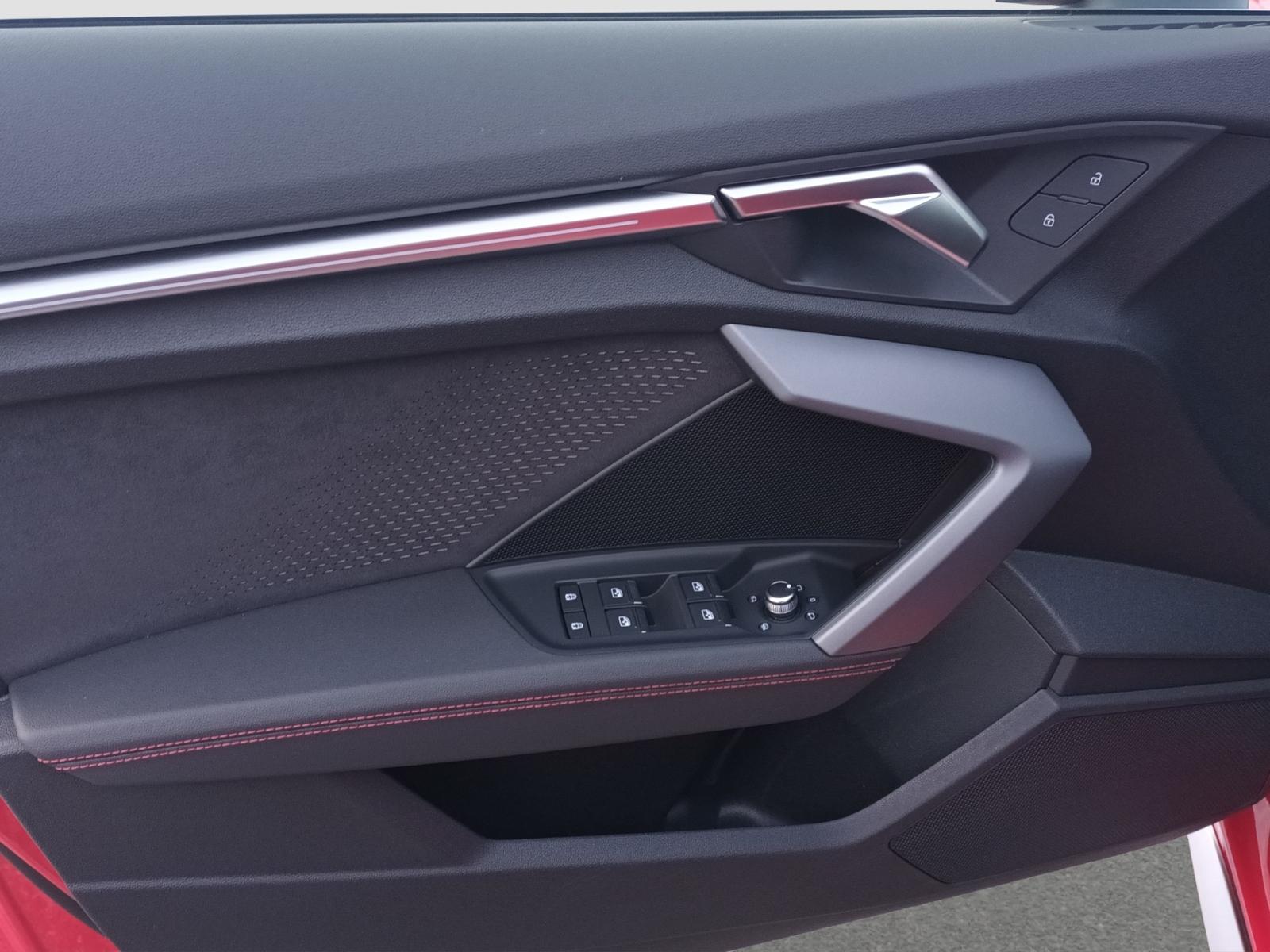 Audi S3 2.0 TFSI Quattro Sedan Sportback