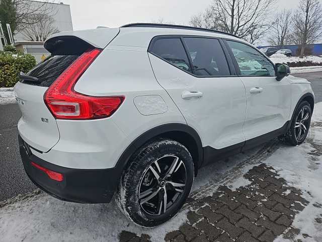 Volvo XC40 Dark Plus