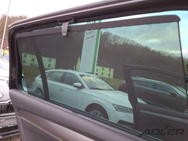 Skoda Superb 4x4 Combi Style Style