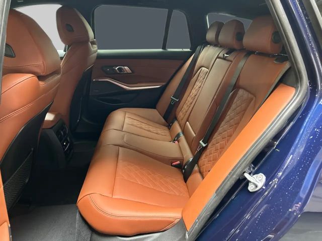 BMW 330 330d Touring xDrive