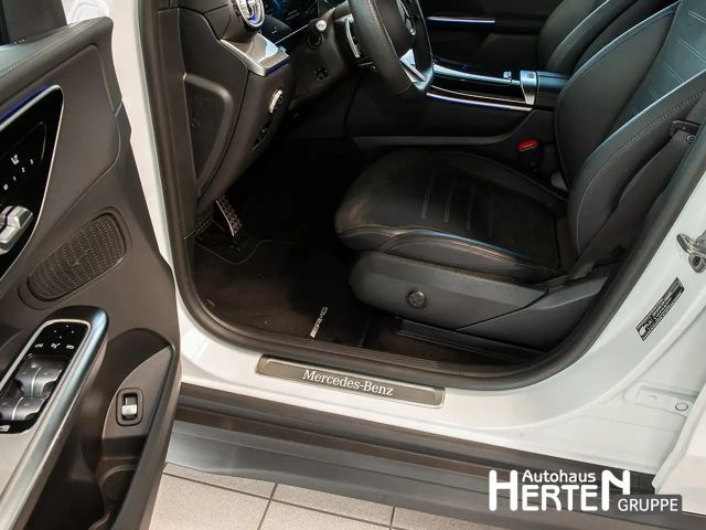 Mercedes-Benz GLC 300 AMG Line