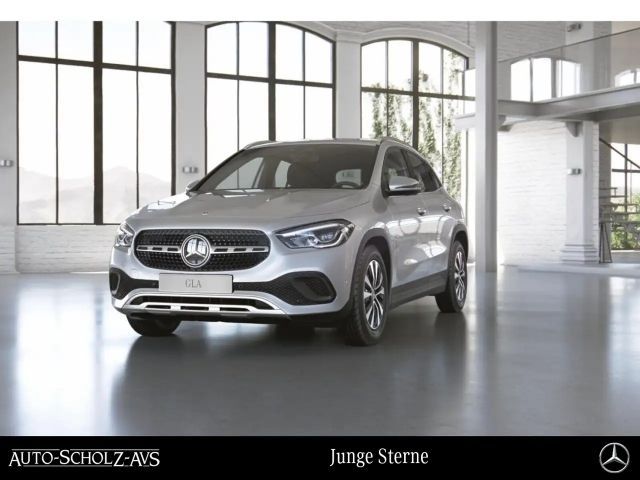 Mercedes-Benz GLA 250 GLA 250 e Style