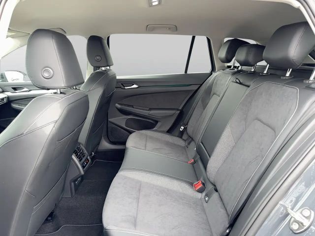 Volkswagen Golf Business DSG Variant