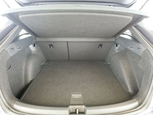 Volkswagen Taigo 1.0 TSI R-Line