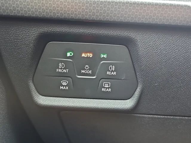 Seat Leon 1.5 eTSI Sportstourer Style