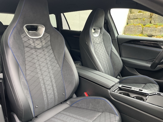 Volkswagen Passat Pro R-Line eHybrid