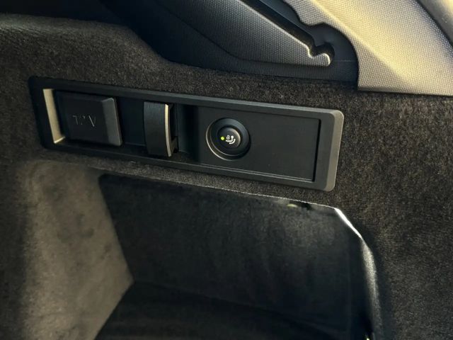 BMW 330 330e M-Sport Touring