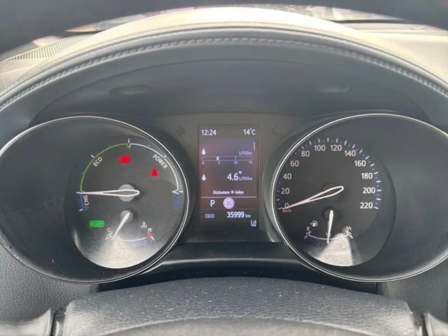 Toyota C-HR Hybride Team D