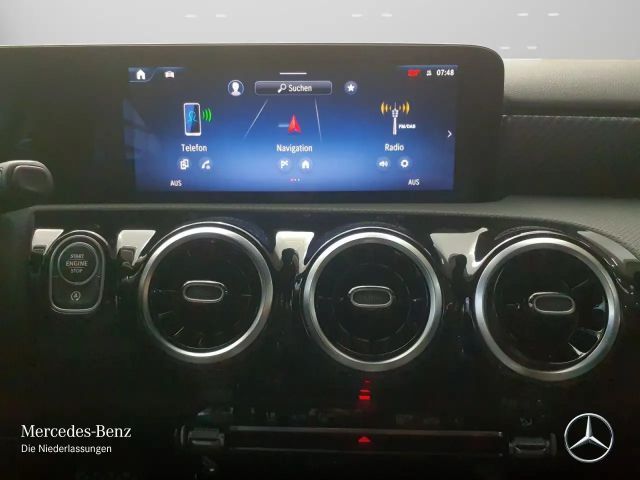 Mercedes-Benz A 180 Progressive