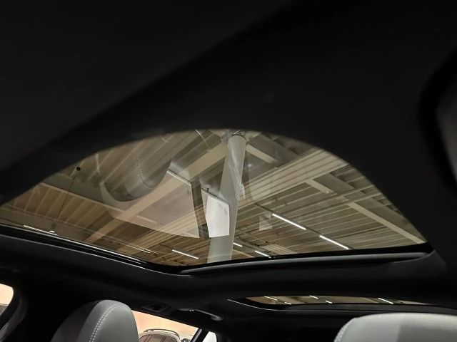 Mercedes-Benz E 200 AVANTGARDE Estate