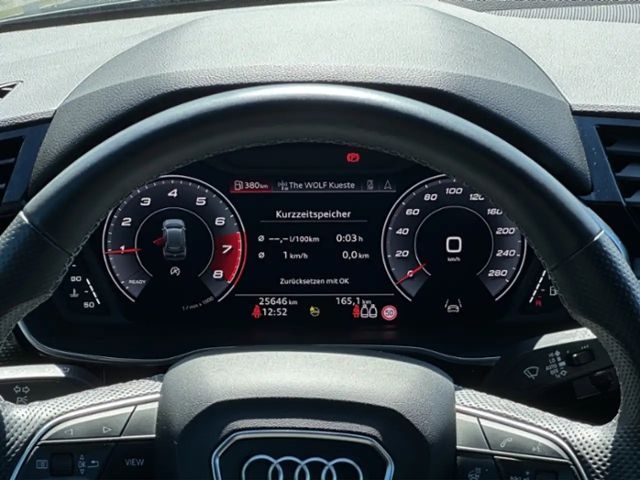 Audi Q3 S-Line