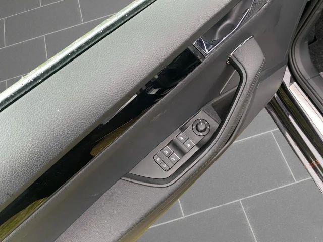 Skoda Superb 2.0 TDI Combi