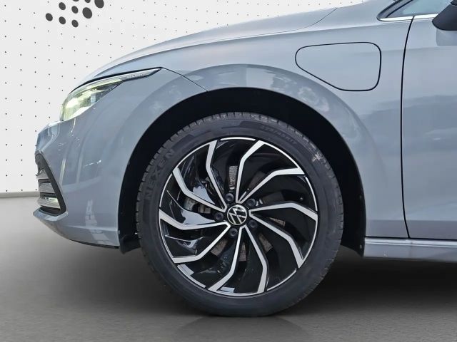 Volkswagen Golf 1.4 TSI Style eHybrid