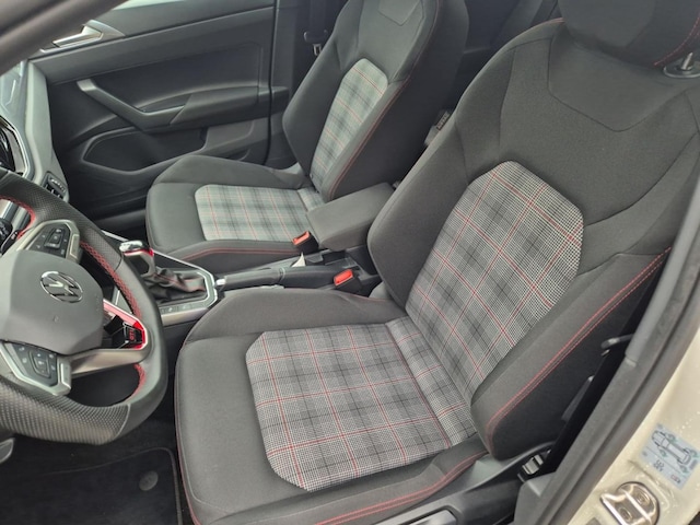 Volkswagen Polo 2.0 TSI DSG GTI