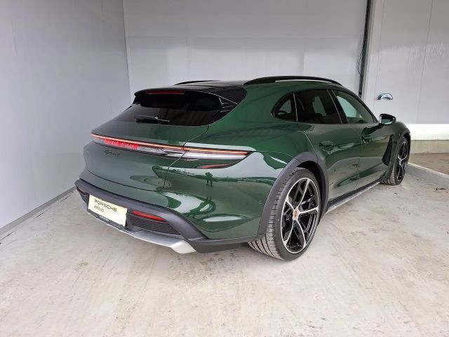 Porsche Taycan 4 Cross Turismo