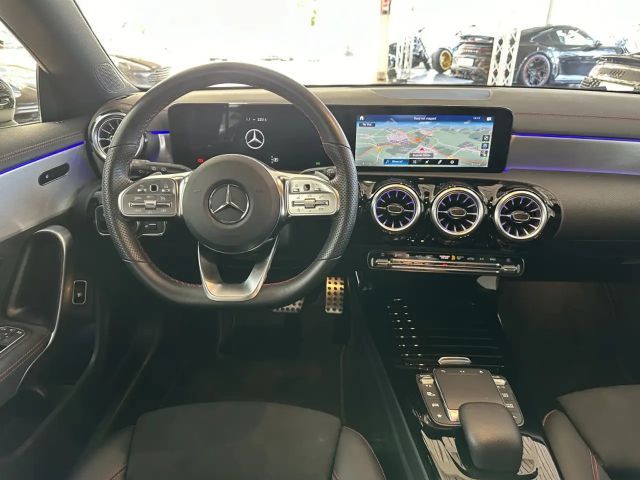 Mercedes-Benz CLA 200 AMG Line