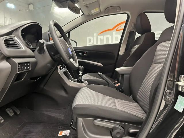Suzuki S-Cross AllGrip Hybrid