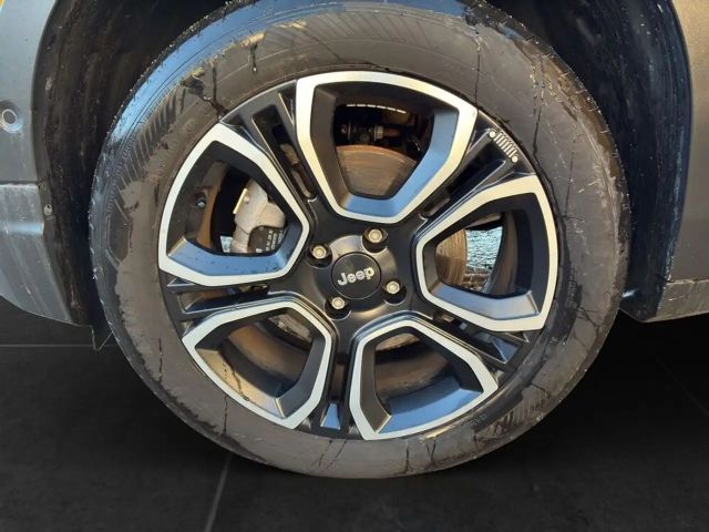 Jeep Avenger Full-Electric Summit