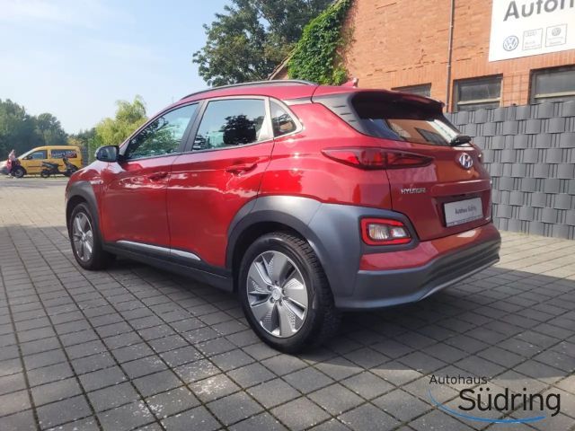 Hyundai Kona ACC Apple CarPlay Android Auto SHZ
