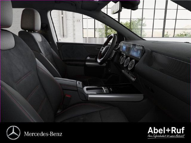 Mercedes-Benz B 220 4MATIC Sedan