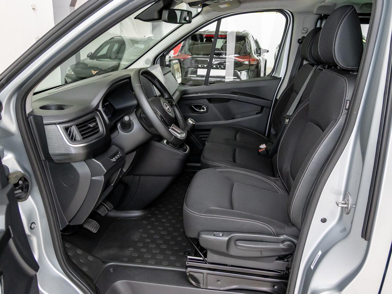 Nissan Primastar L2H1 Tekna