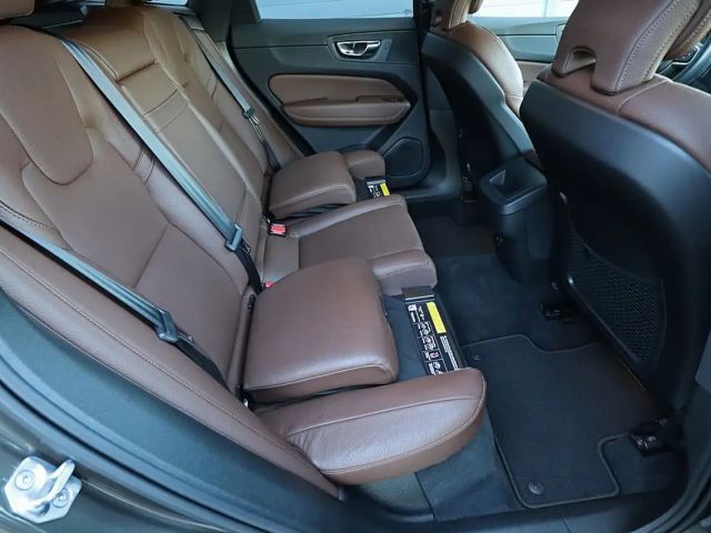 Volvo XC60 AWD Geartronic Momentum