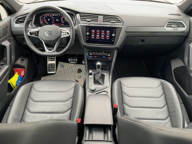 Volkswagen Tiguan 4Mot. AHK DCC LederMatrix Pano 360