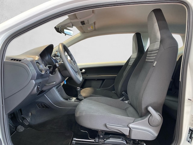 Volkswagen up! Move Move up!