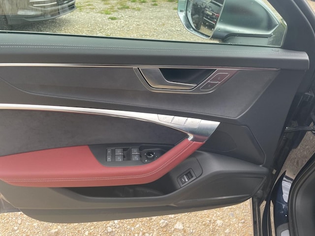 Audi S6 Avant Quattro