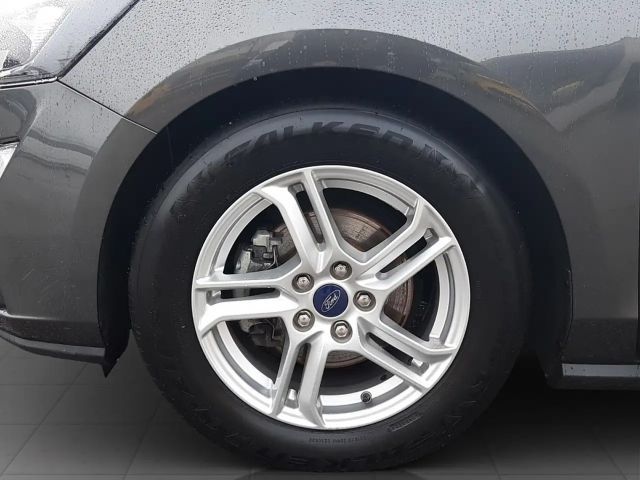 Ford Focus EcoBoost Titanium