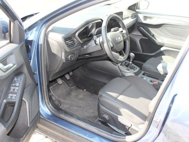 Ford Focus Titanium Wagon