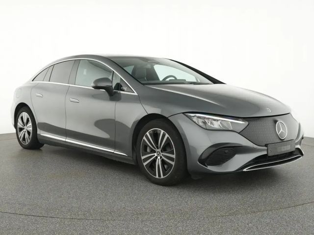 Mercedes-Benz EQE 300 Business Line Sedan
