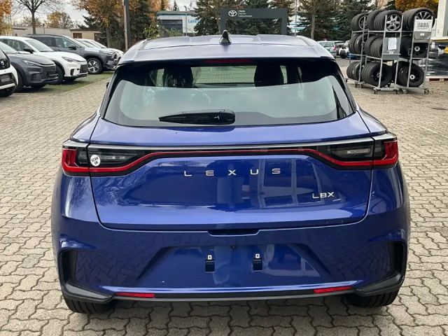 Lexus LBX Elegant