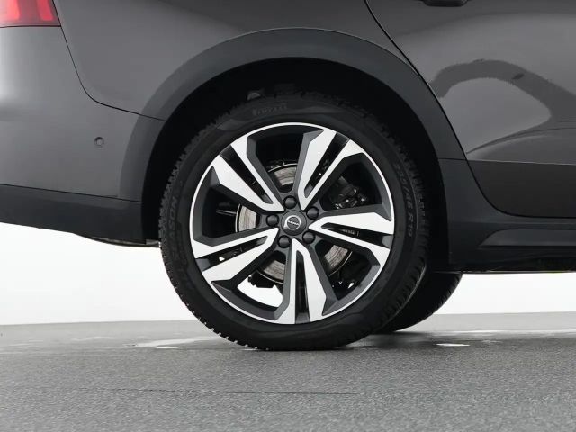 Volvo V60 AWD Plus