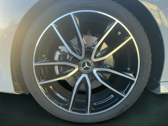 Mercedes-Benz CLA 180 AMG Line Shooting Brake