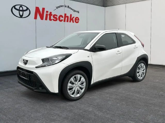 Toyota Aygo X 1.0 VVT-i Business