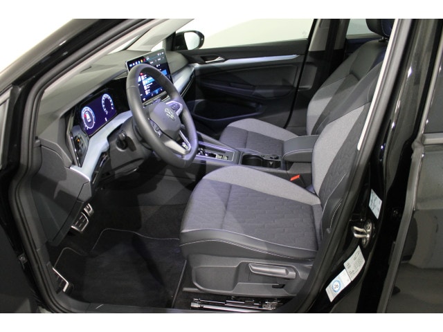 Volkswagen Golf 1.5 eTSI DSG Golf VIII