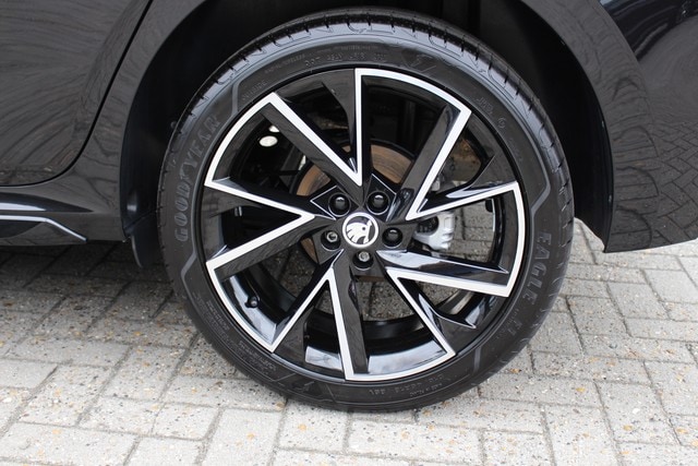 Skoda Kamiq 1.0 TSI Monte Carlo