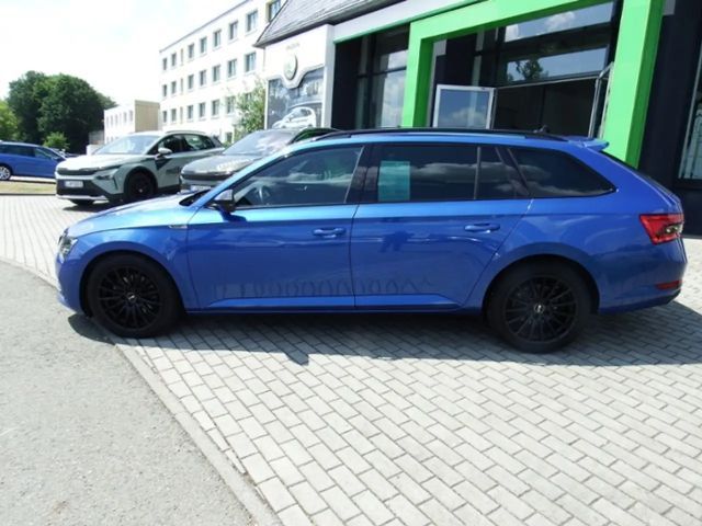 Skoda Superb 2.0 TSI Combi Sportline