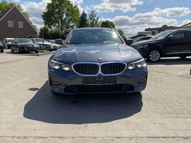 BMW 320 320d Touring xDrive