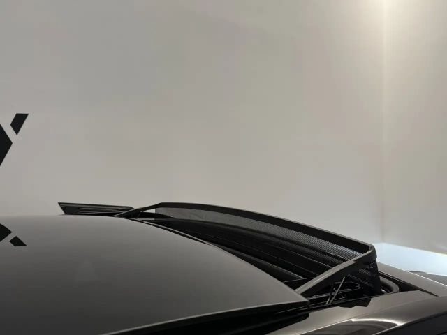 Land Rover Range Rover Velar P400e