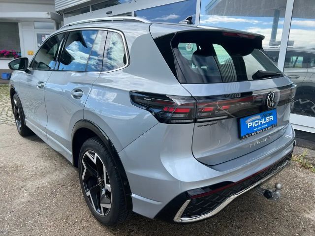 Volkswagen Tiguan 4Motion DSG R-Line