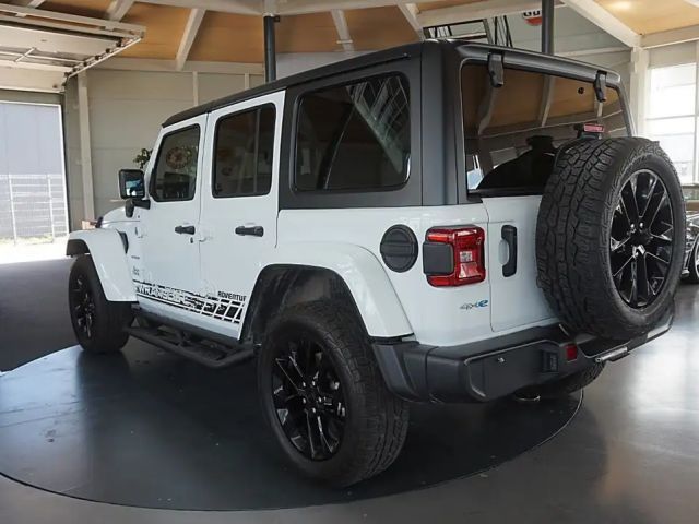 Jeep Wrangler 4xe Sahara