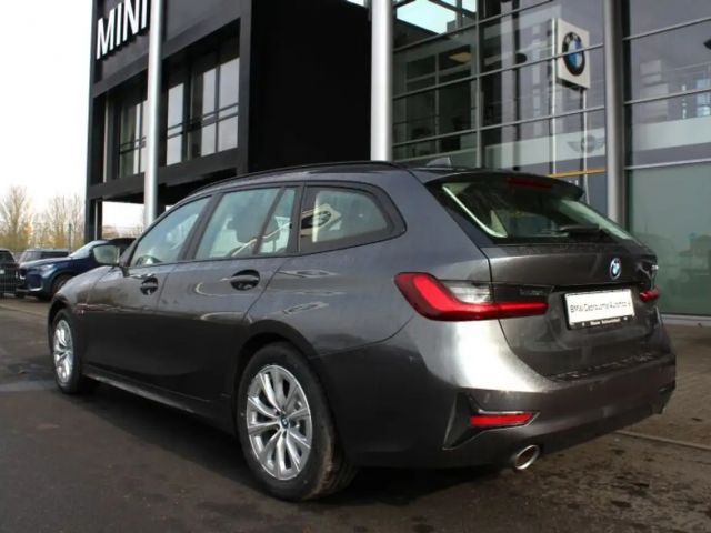 BMW 330 330e Advantage pakket Touring
