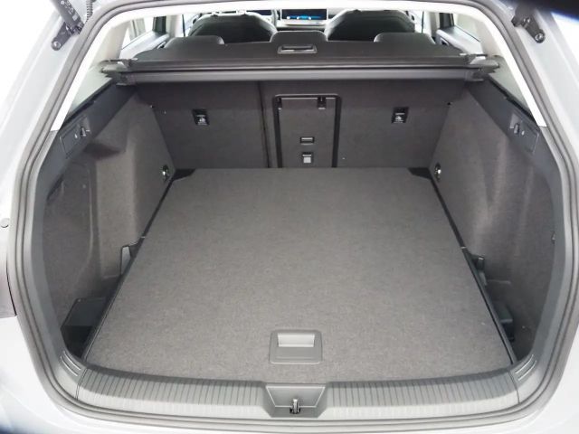 Volkswagen Golf Business DSG Variant