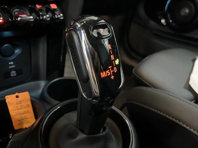 MINI Cooper Cabrio HUD Navi RFK Parkass. HarmanKardon LED 2-Z-Klimaau