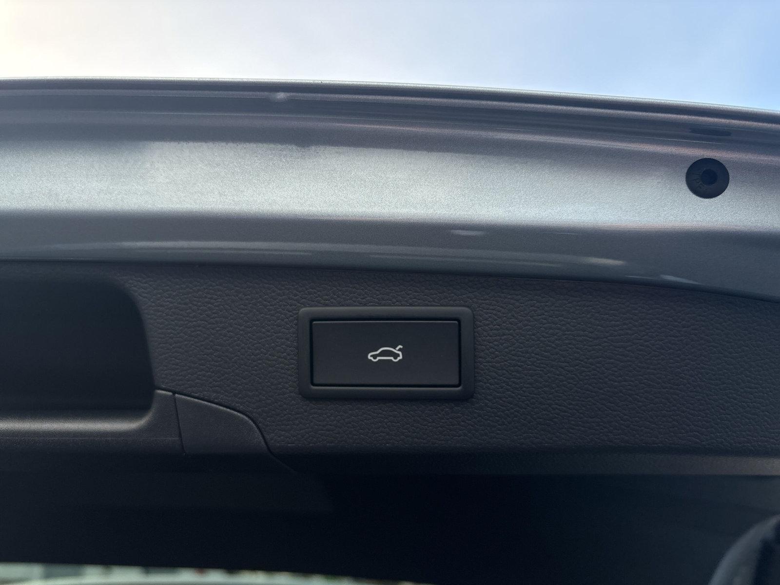 Volkswagen Passat R-Line Variant eHybrid