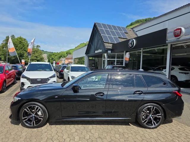 BMW 330 330i M-Sport Touring xDrive